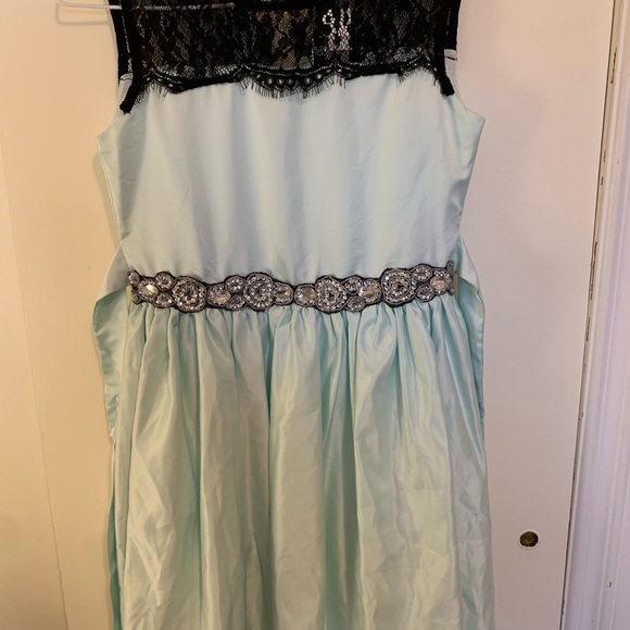 Rate edition girls dress - Picture 2 of 4